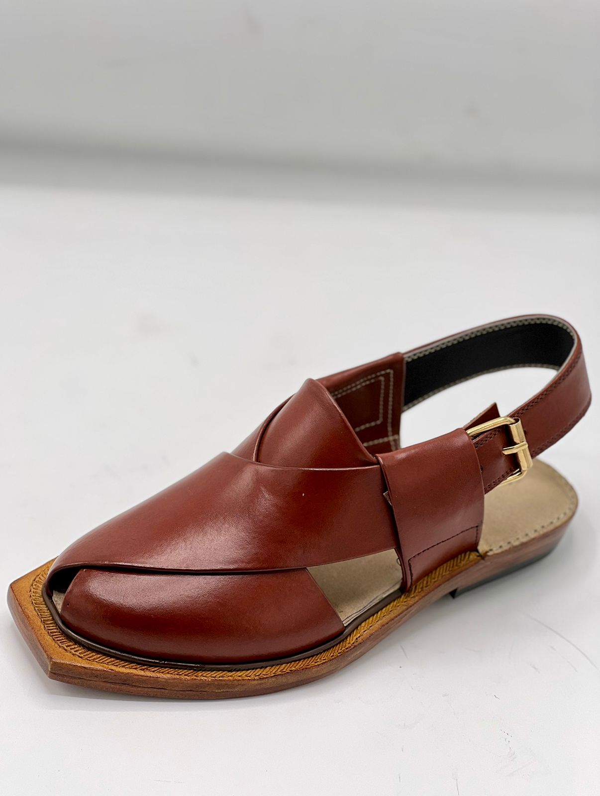 Norozi Brown Chappal (leather and handmade)