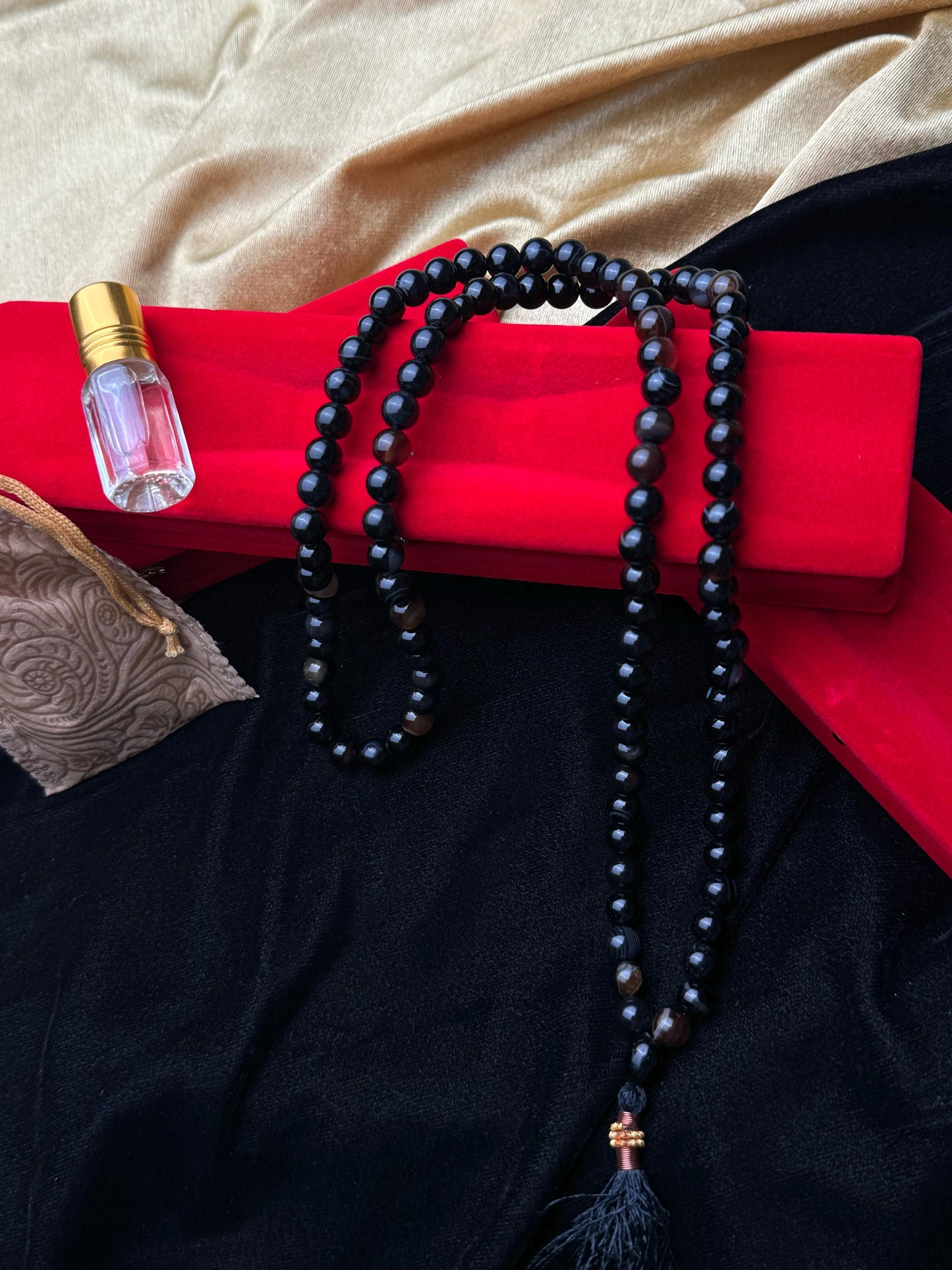 Black Aqeeq 8 mm Tasbih With Oud Attar