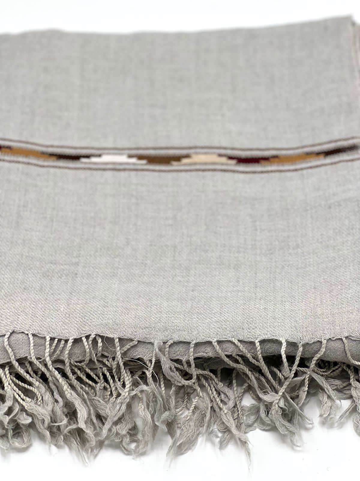 sahidar gray shawl (handmade and woolen light weight)