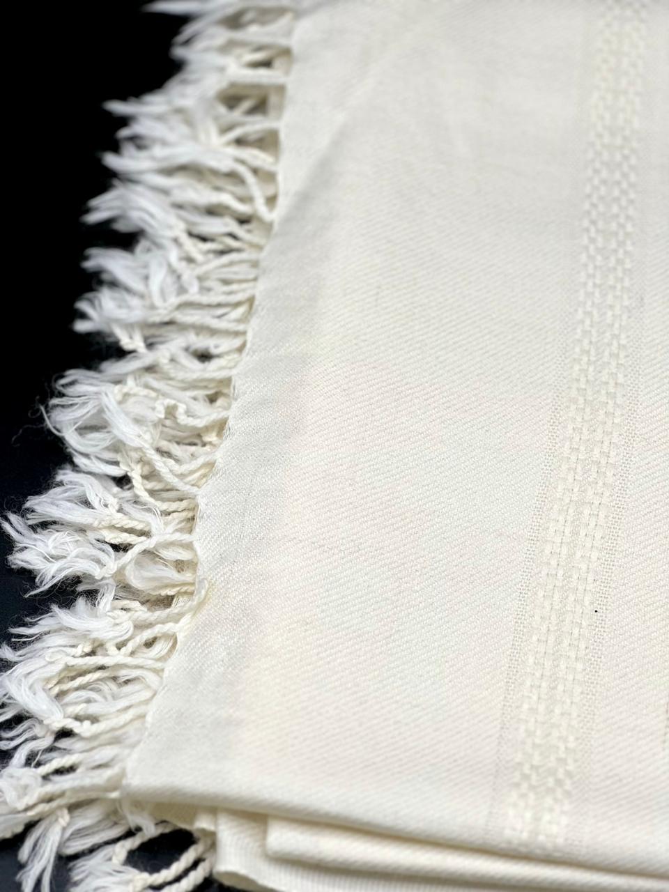 Pure 64 wollen shawl Plain