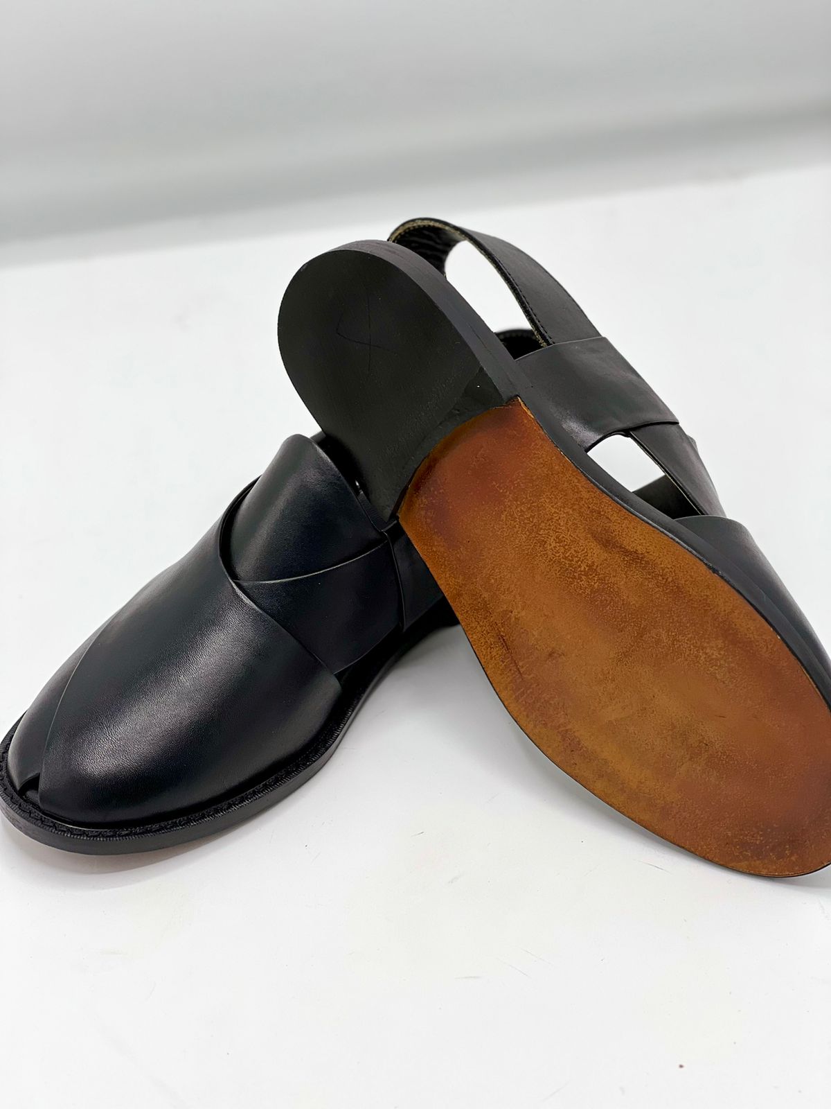 Koel speical leather sole chappal (black coluor100 % leather)