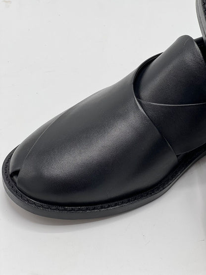 Koel speical leather sole chappal (black coluor100 % leather)