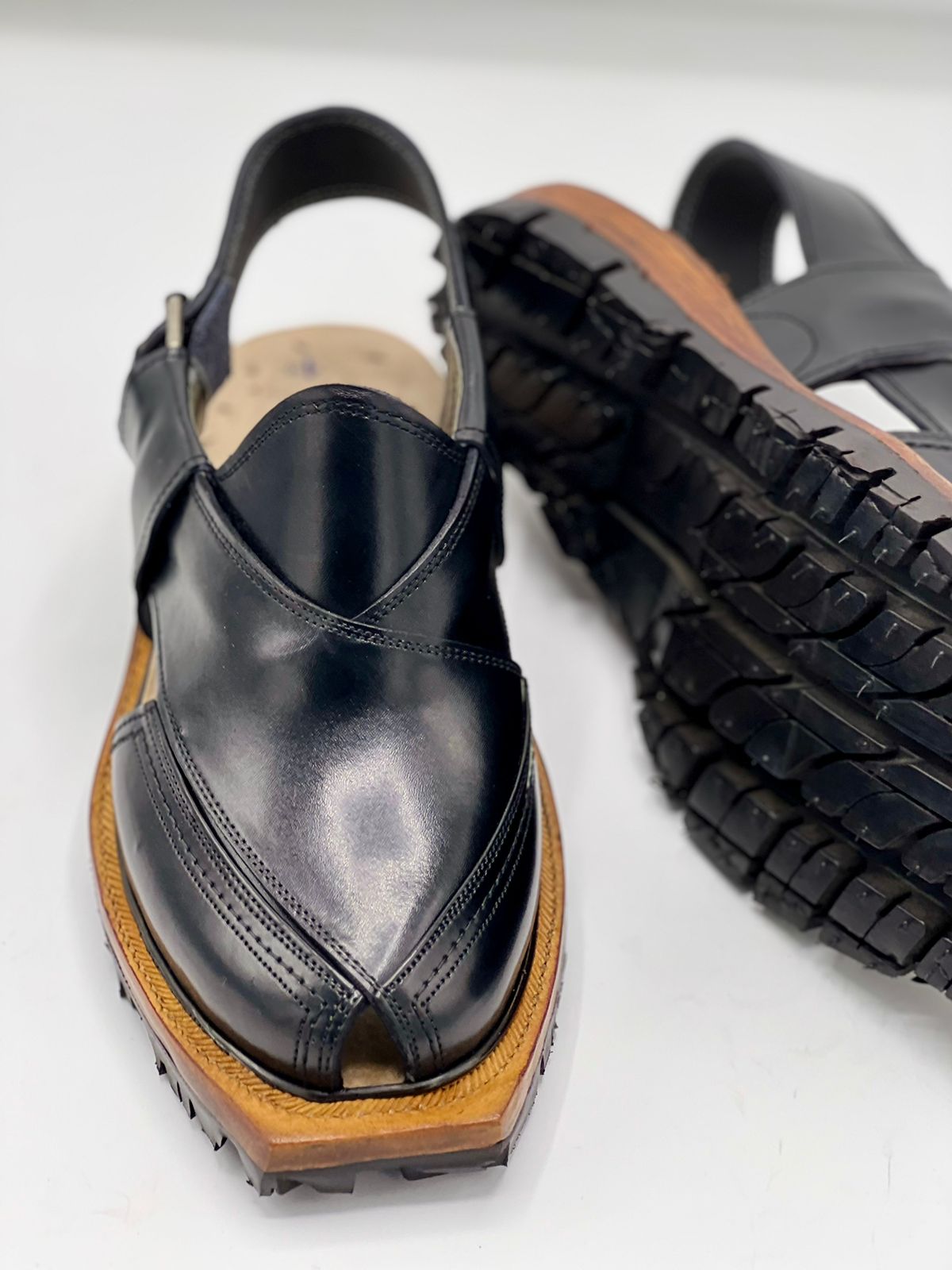 Norozi black Chappal (pure leather and handmade)