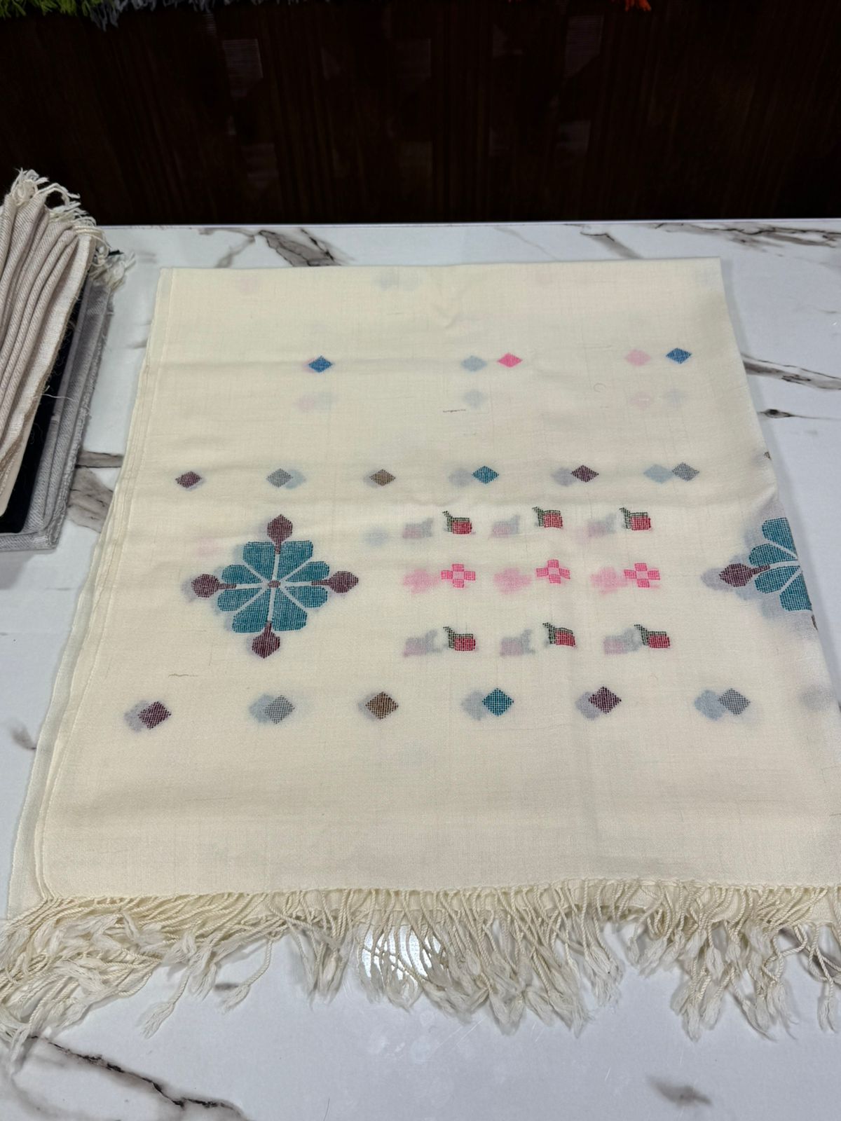 Pure Pashmina Woolen Shawl